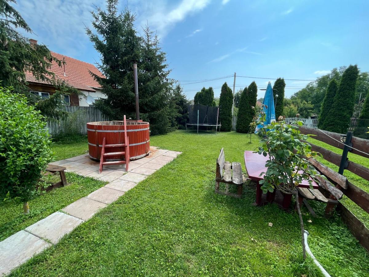 Tiszavirag Apartman Tiszakeszi Exterior photo